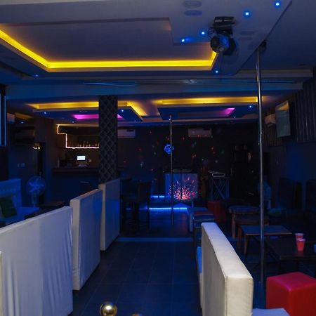 Go2Hotel45 Lagos Exterior photo